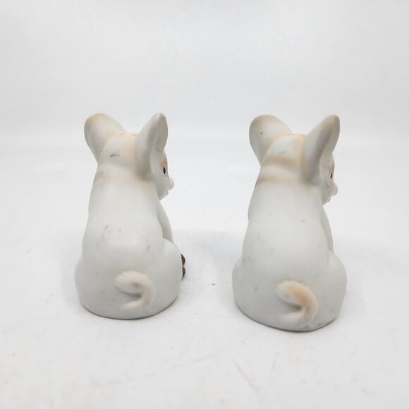 Vintage Sitting Pig Piggies Salt & Pepper Shakers Set Bisque Porcelain 2.25 in - Picture 3 of 6